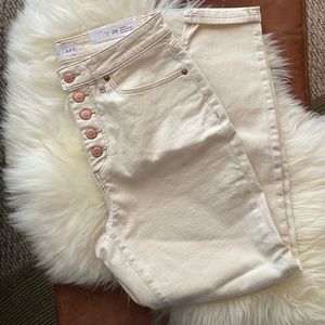 Curvy Button Front High Rise Skinny Jeans in Natural White